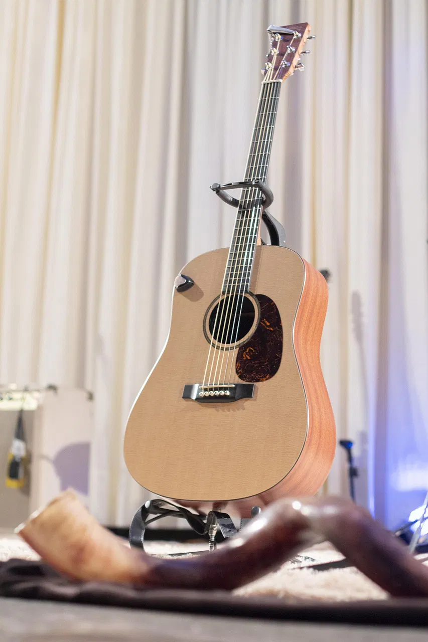 guitar, shofar, music, instruments, show, classic, acoustic, sound, band, wood, violin, strings, shofar, shofar, shofar, shofar, shofar